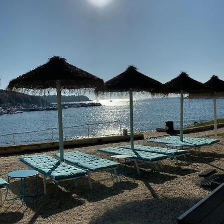Stefs Place Guest house 3*